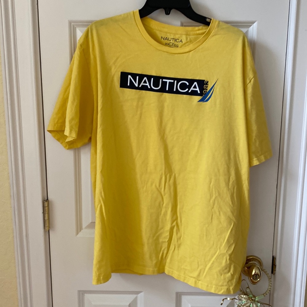 Men’s Nautica XXL short sleeve Tee.  100%cotton. New without tags. Yellow